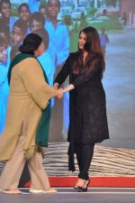 Aishwarya Rai Bachchan at NDTV Support My school 9am to 9pm campaign which raised 13.5 crores in Mumbai on 3rd Feb 2013 (222).JPG